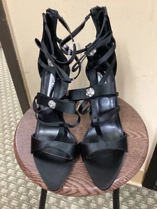 Mujer NUEVO SIN ETIQUETAS "Steve Madden" negro satinado estrás, 4" tacones, zapato con tiras. Talla 9M - Imagen 1 de 3