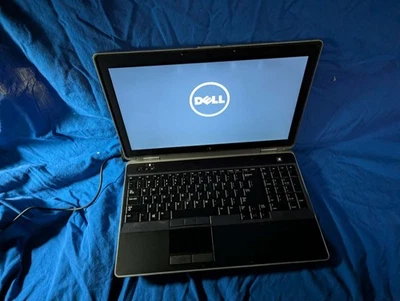Dell Latitude e6530 Intel Core i5 15,4 pulgadas Notebook/Laptop - Laptop antigua con Windows 7 Foto 1 de 4