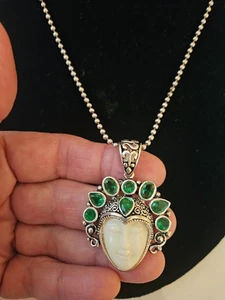 INCREÍBLE COLLAR DE CADENA DE PLATA ESTERLINA Y CUARZO VERDE CARA DE DIOSA TALLADA SAJEN - Imagen 1 de 8