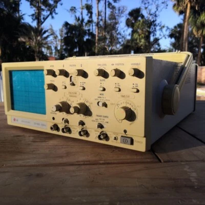 Osciloscopio analógico LG OS-5020 20 MHz doble traza excelente estado. Sin probar Foto 1 de 4