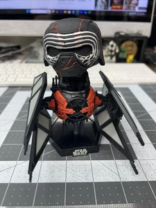 Funko POP! Supreme Leader Kylo Ren in Tie Whisper #321 Loose - Picture 1 of 5