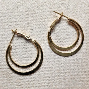 VINTAGE 80S GOLD DOUBLE HOOP EARRINGS RETRO STATEMENT JEWELRY - Picture 1 of 10