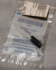 Ford Insert 1R3Z-7L082-AA genuino OEM repuesto mecánico de reparación - Imagen 1 de 2