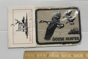 NIP Goose Hunter Flying Geese Hunting Souvenir Iron-on Embroidered Patch Badge - Picture 1 of 4
