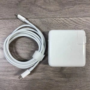 27 inch Apple iMac with 5K RETINA 2020-2022 6 Core - 1 YEAR WARRANTY - 32GB RAM! - Picture 1 of 15