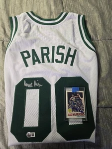 Robert Parish Signed Boston Celtics Jersey Beckett CoA & Autographed rookie card - Picture 1 of 4