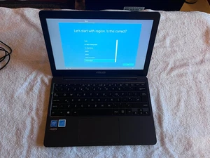 Asus E203 M Notebook PC - Picture 1 of 6