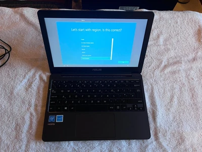 Asus E203 M Notebook PC - Image 1 of 4