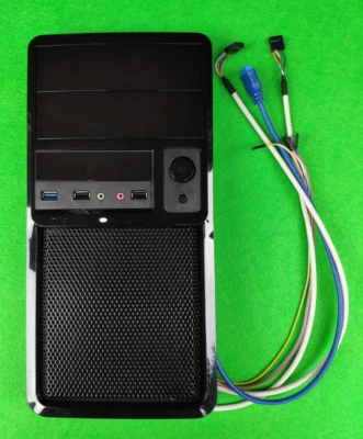 PANNELLO FRONTALE CASE COMPUTER CHASSIS USB 3.0 PC GAMING MASCHERINA LED PULSANT - Immagine 1 di 4