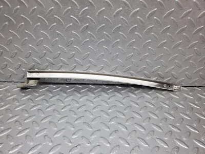 ⚙44318⚙ Mercedes-Benz W123 280E canal de janela traseiro direito cromado - Imagem 1 de 4