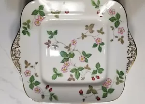 Wedgwood Wild Strawberry Square B&B 10.7" Dessert Plate with Tag # 10558001 - Picture 1 of 2