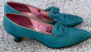 Vintage 1950's 60's OOmphies Teal Pink Lined Pointed Toe Heels Pump Shoes SZ 7.5 - Picture 1 of 15