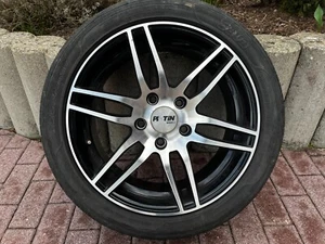 1 Satz BMW 1-er Sommerreifen 225/45/17 auf Platin-Alufelgen (4 Stück) - Bild 1 von 9