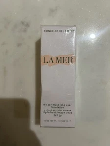La Mer Soft Fluid Long Wear Foundation SPF 20 Shade 410 30ML - Picture 1 of 2