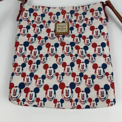 Bandolera Mickey Mouse Americana de Dooney & Bourke Foto 1 de 4