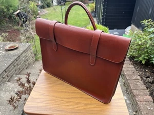 Vintage traditional leather music / document case – brown leather bag or laptop - Picture 1 of 16