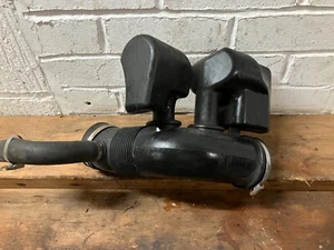 RANGE ROVER LAND ROVER P38 4.0I V8 AIR DUCT INTAKE TUBE HOSE RESONATOR PHD104050 - Picture 1 of 7