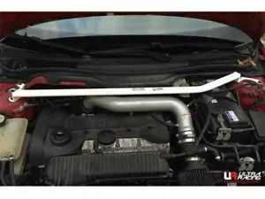 For Volvo C30 2006-2013/ S40 FACELIFT 2007–2012 Front Strut Bar Ultra Racing - Foto 1 di 5