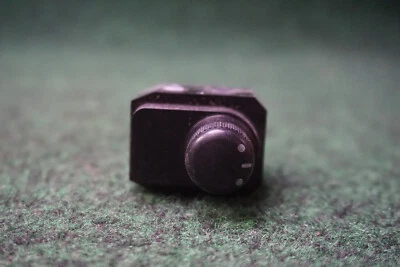 2007 08 09 10 11-13 SUZUKI GRAN VITARA LEFT FRONT MIRROR Switch OEM 3795062J01 - Image 1 of 4