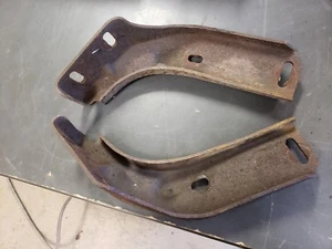 Set Rear Bumper Mounting Brackets 1966 Buick Wildcat Lesabre - Picture 1 of 8