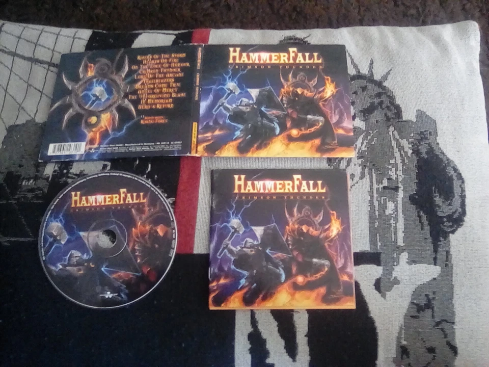 HAMMERFALL   CRIMSON  THUNDER     DIGI   CD  BONUS  RISING  FORCE - Bild 1 von 1