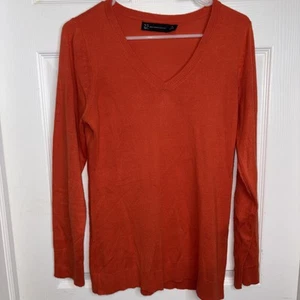 NY&Co Women’s Large coral orange v-neck knit sweater Lightweight 1092-A2 - Picture 1 of 4