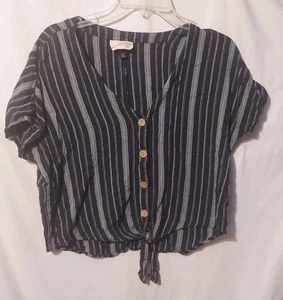 Universal Thread Damen kurz blau gestreift vorne zum Binden Knopfleiste Shirt Größe Medium - Bild 1 von 4