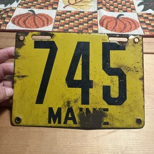 1912 Maine License Plate Porcelain Enamel Antique Automobile 3 Digit 745 Maine - Picture 1 of 10