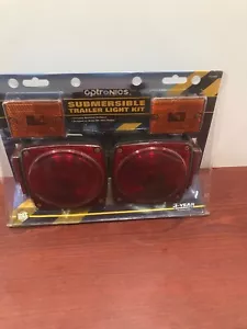 Kit de luces traseras sumergibles Optronics TL5RK de menos de 80" con arnés - Imagen 1 de 4