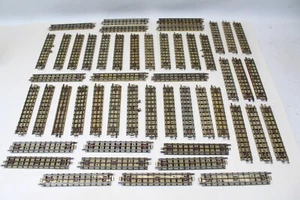 47 x Hornby Dublo 3 Rail Metal Track SHORT STRAIGHTS JOBLOT BUNDLE B19 - Picture 1 of 20
