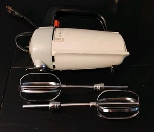 Vintage Camfield CM-1 Hand Mixer W/ Original Beaters Working Sunbeam Dormeyer - Picture 1 of 4