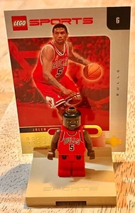 2002 Jalen Rose NBA Lego Sports Mini Figur mit Lego Base + Upper Deck Card - Bild 1 von 6