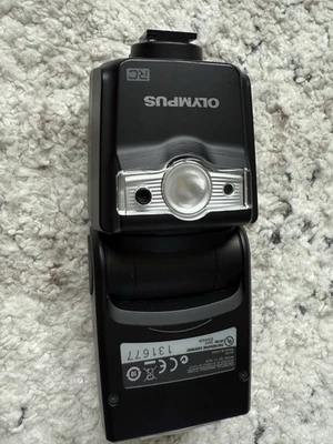 Olympus FL 600R Shoe Mount Flash for  Olympus - Image 1 of 2