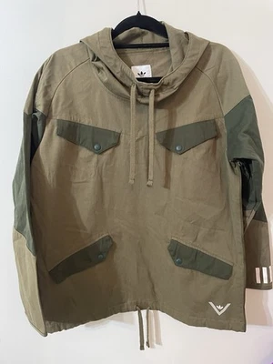 Chaqueta Pullover Adidas Blanca Montañismo Mundial Anorak Verde Oliva Talla L Para Hombre’s Foto 1 de 4