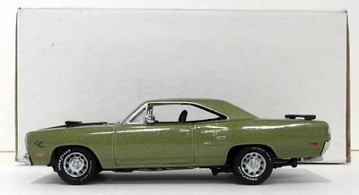 Matchbox 1/43 Scale Metal Model YMC04-M - 1970 Plymouth Road Runner Green/Black - Image 1 of 4