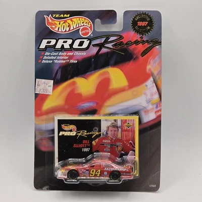 Ford Thunderbird 1997 Pro Racing Bill Elliot rojo #17583 Hot Wheels Foto 1 de 4