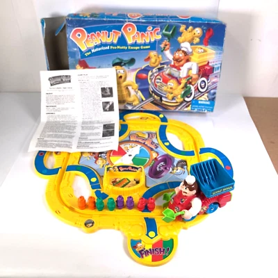 Peanut Panic Parker Brothers 1994 Motorized Pea-nutty Escape Game Rare Complete - Image 1 of 4