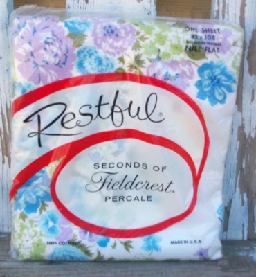 RESTFUL FIELDCREST PERCALE FULL FLAT SHEET BLUE FLOWERS - Image 1 of 2