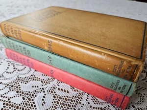 SCOTT STAMP CATALOGUE LOT - Picture 1 of 10