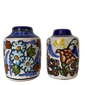 Signed Talavera Hand Painted Salt & Pepper Shaker Set Folk Art No Stoppers - Picture 1 of 9