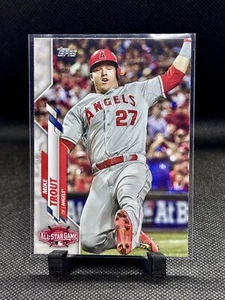 2020 Topps Update #U-4 Mike Trout Gold #/2020 - Picture 1 of 2