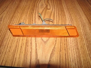 SUBARU XT6 FRONT SIDE MARKER LIGHT LH OEM DRIVER - Bild 1 von 2