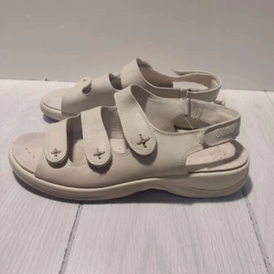 Ecco  Womens Open toe Adjustable Leather Sandals Cream Walking  Arch Support 9.5 - Picture 1 of 6