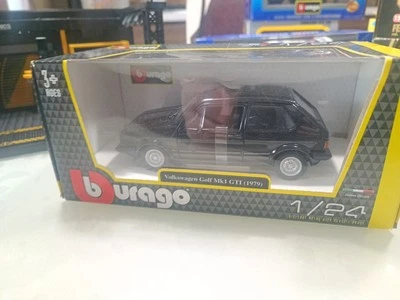 Bburago Volkswagen Golf Mk1 GTI 1979 Scala 1:24 Modellino Auto Automobile Burago - Immagine 1 di 4