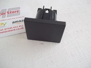 FORD TRANSIT MK7 06-13 - DASH BUTTON SWITCH BLANK INSERT - GENUINE FORD - NEW - Picture 1 of 4