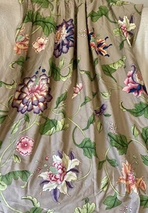 Vintage französische Chinoiserie inspiriert Blumenmuster feiner Baumwollstoff Vorhang ~ taupe - Bild 1 von 10