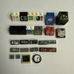 Lego Menge 16 bedruckte schräge Steine Bedienfeld Weltraum Computer - Bild 1 von 9