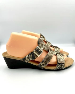 Sandalias Vionic Ortopédicas Ajustables Triple Correa Cuñas Deslizables Radia Serpiente Talla 9 Foto 1 de 4