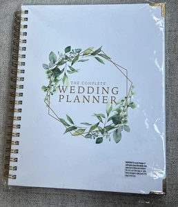 The Complete Wedding Planner Organizer Book Your Perfect Day Engagement Ideas - Foto 1 di 3