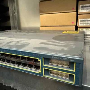 ✅ 🚚 CISCO - WS-C2950G-48-EI - Catalyst 2950, 48 10/100 with 2 GBIC slots - Photo 1/6